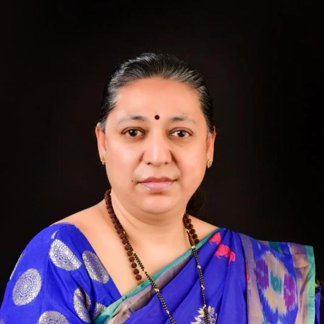  Dr. Kumudhini Ravindra